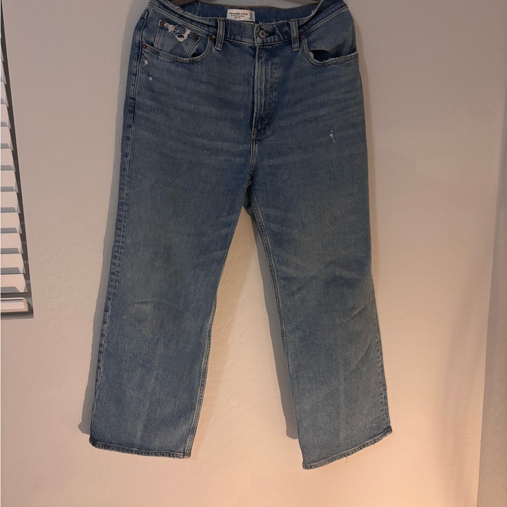 Abercrombie 90’s relaxed Jean SHORT